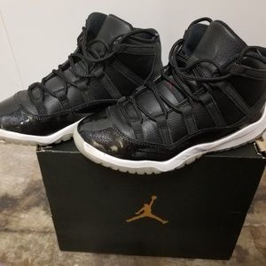 Jordan retro 11s